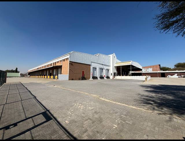 7,987M² WAREHOUSE TO LET IN RANDJESPARK